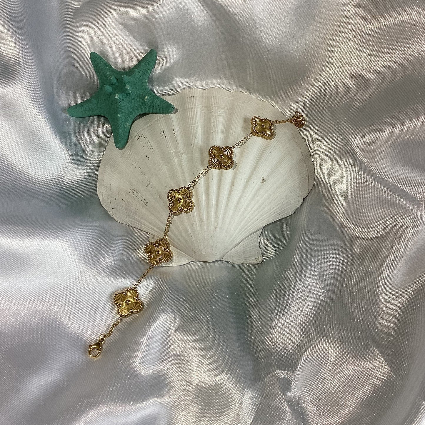 Sophia Bracelet-Gold