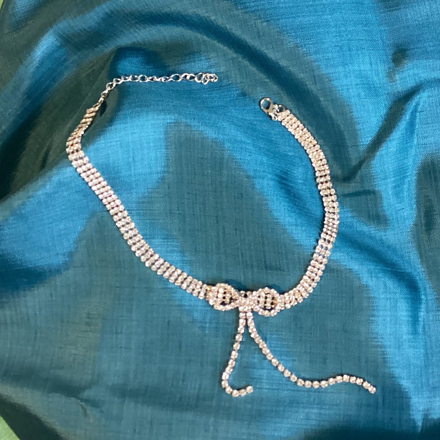 Claire Bow Knot Necklace-Silver