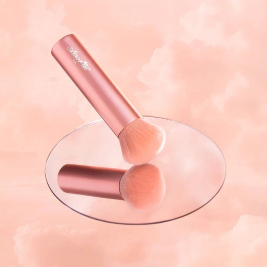 Amor Us Cloud Blur Foundation Brush